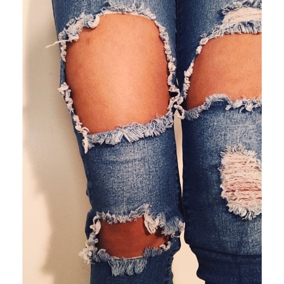 SOLD ON DIFFERENT SITE✨ - Picture 3 of 6